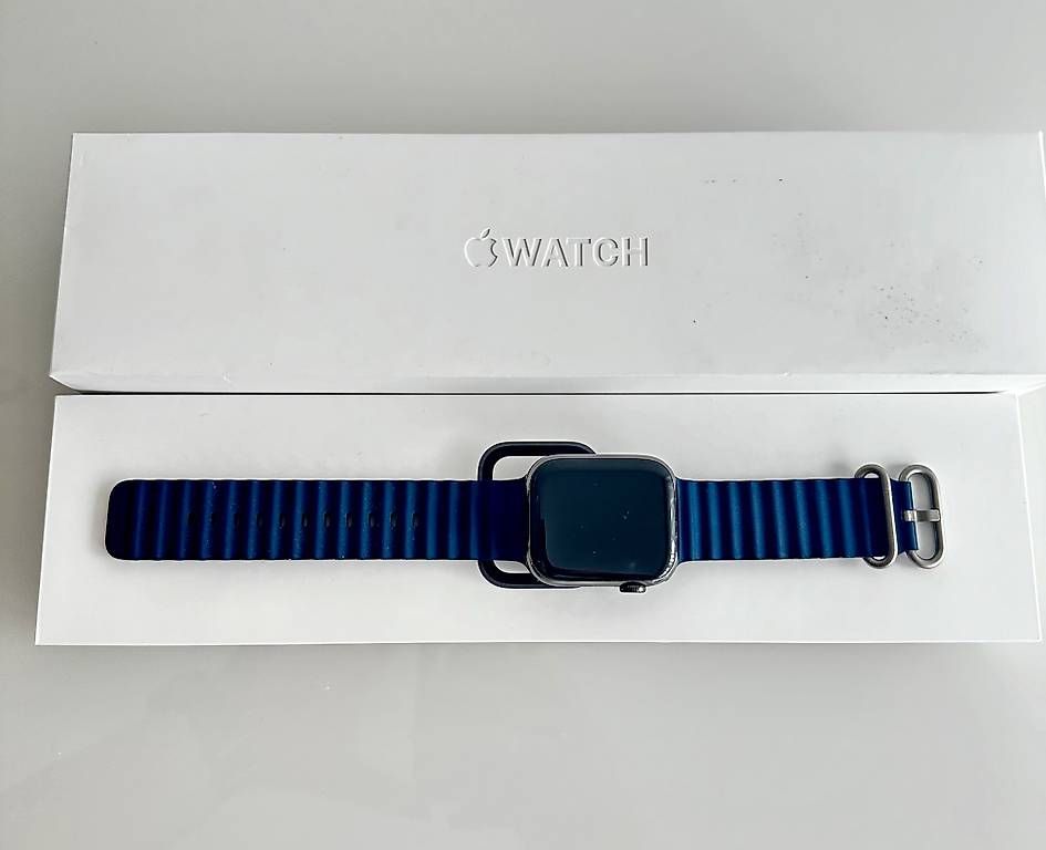 Apple Smartwatch: Apple Watch GPS + Cellular Edelstahl – Usato da Au ZH venduto da sara050 1