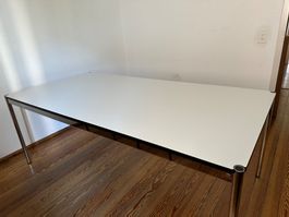 Tavolo USM Haller bianco