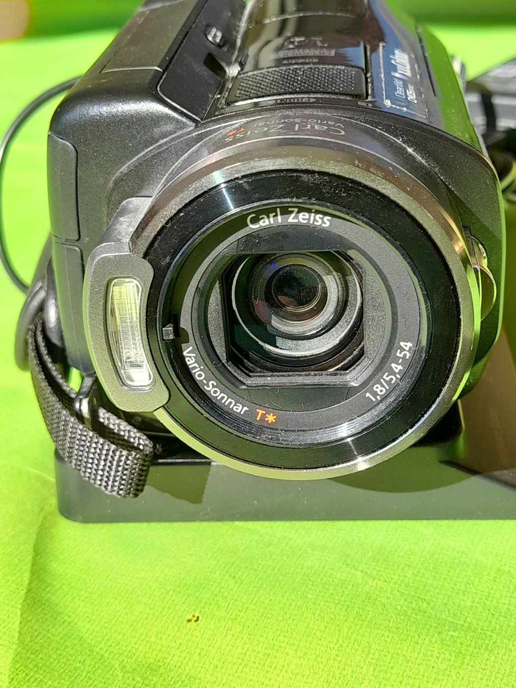 Sony Videocamere: Sony HD Handycame 6,1 HDD – Usato da Aeschi b.Spiez venduto da 52__yhr6 8