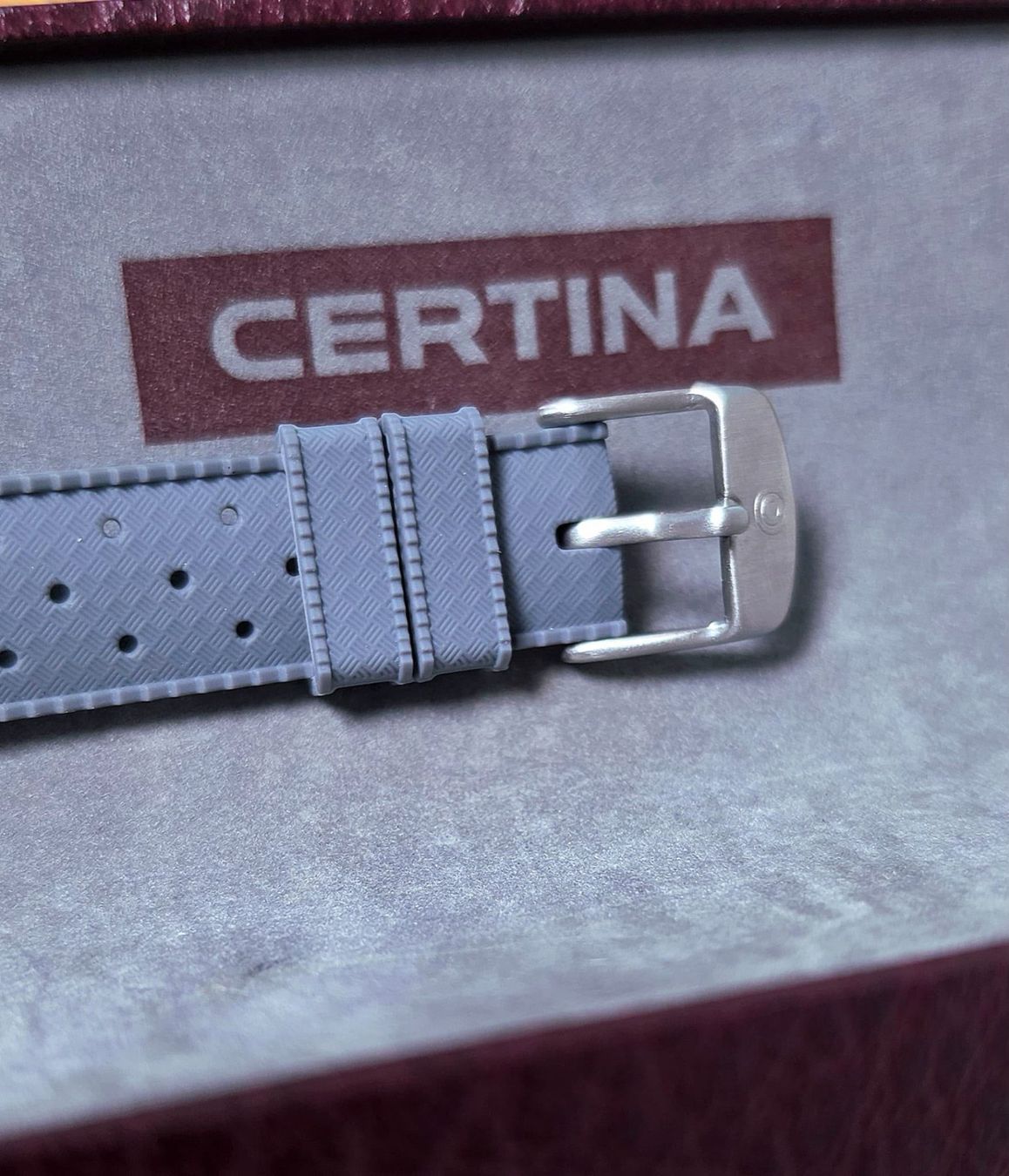 Certina Orologi: CERTINA DS - 2 Turtleback Edition, Day Date Automatic RAR – Usato da Neftenbach venduto da Taschen-Uhren 9