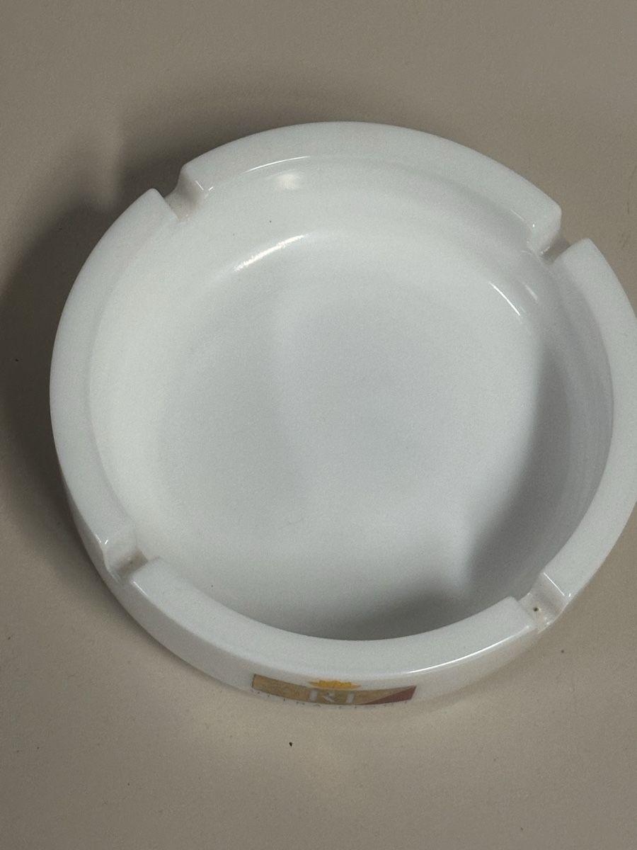 Aschenbecher: RI ULTRA LIGHT Aschenbecher – Gebraucht aus Deitingen von Himhip 1