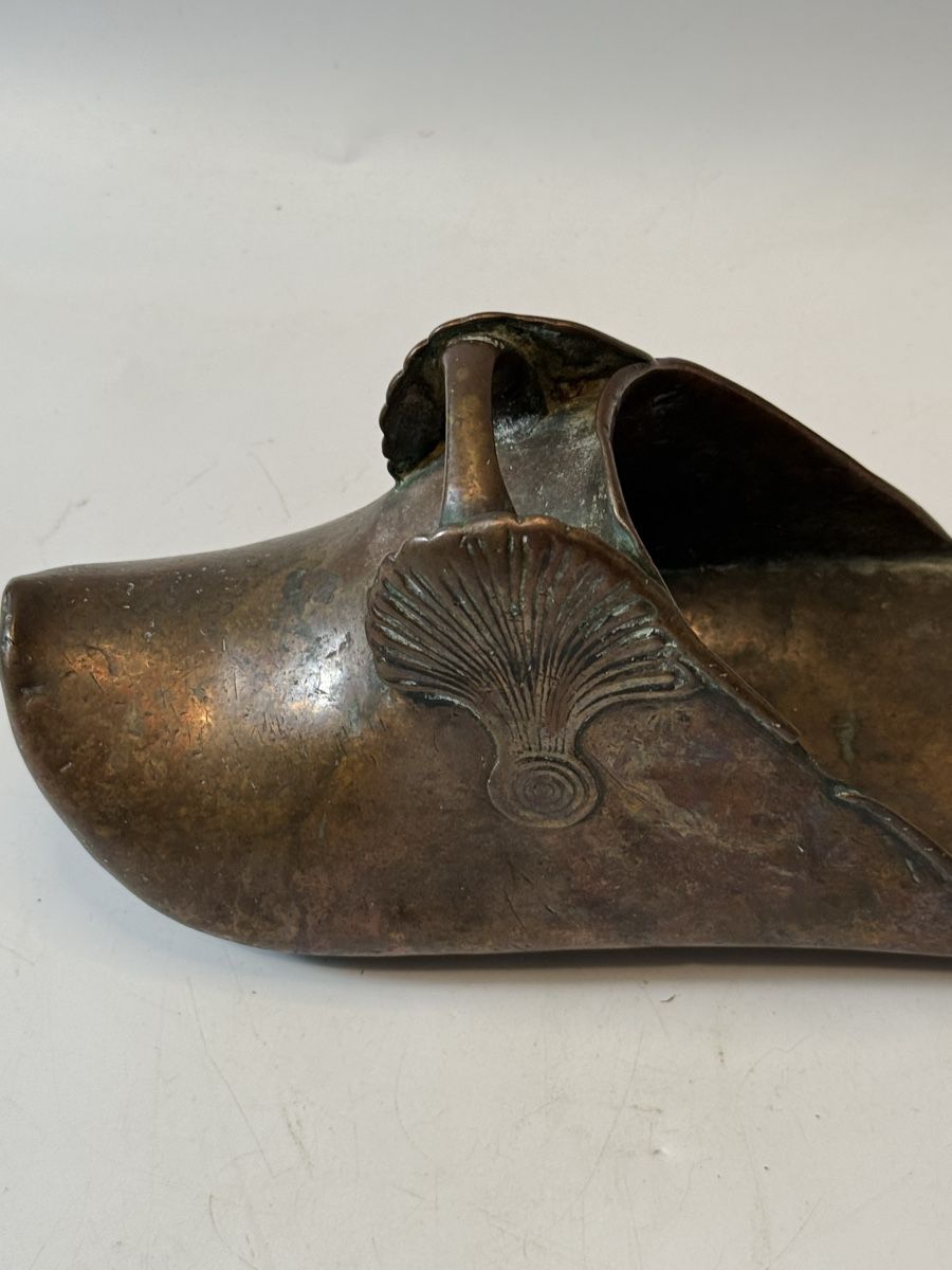 Sattel & Sattelzubehör: Antiker Steigbügel, Messing, verziert K09 – Gebraucht aus Grenchen von swiss.antiques 4