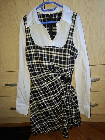 Robe à carreaux avec chemisier et short intégré, taille XS