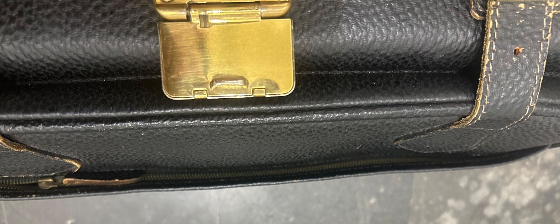Valigie: Arzttasche (Koffer) / Echtleder von Mädler – Usato da Basel venduto da kui_86g6 9
