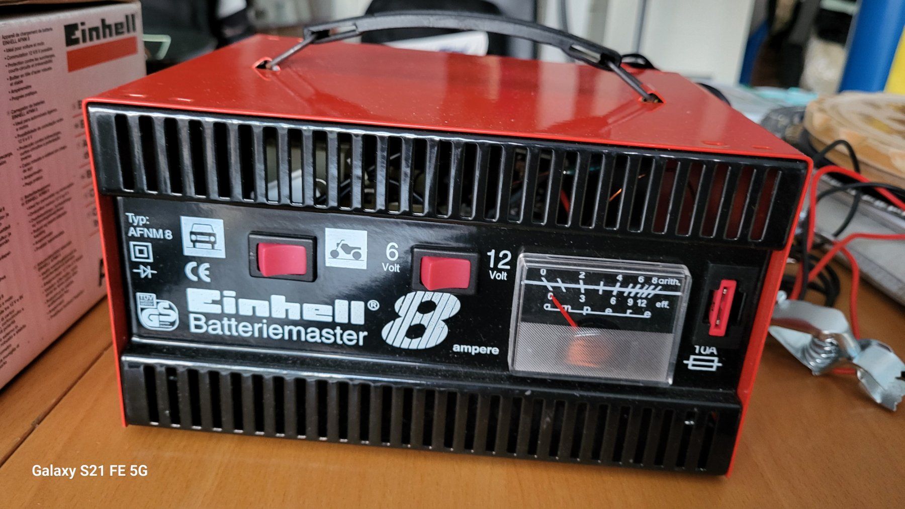 Chargeurs de batterie: Chargeur de batterie – D'occasion à Delémont par Totor28 1