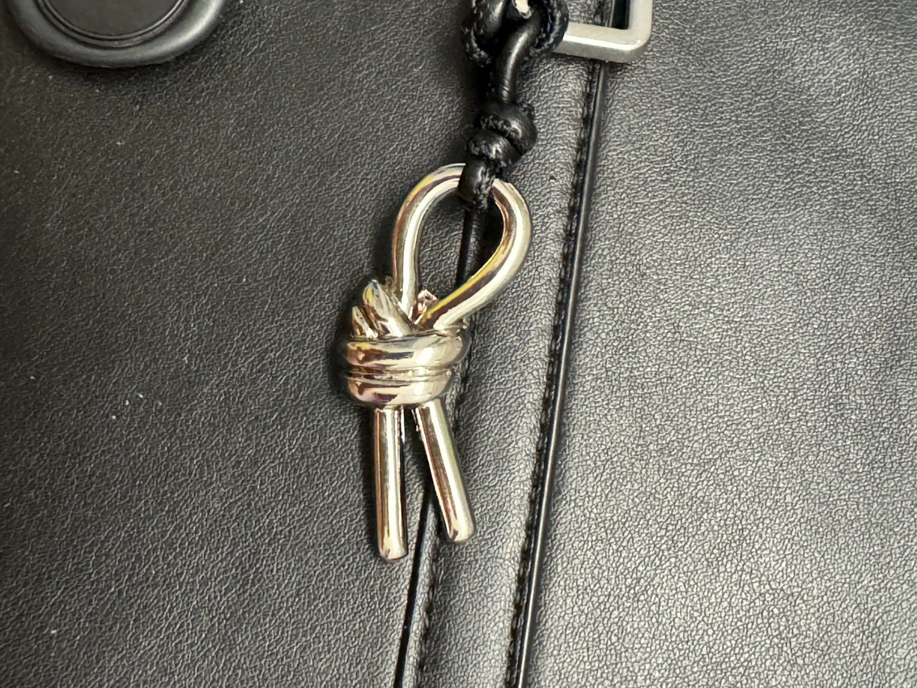 Anhänger: Metalschlaufe, bag charm, Anhänger – Gebraucht aus Schlieren von Edgar_k 4
