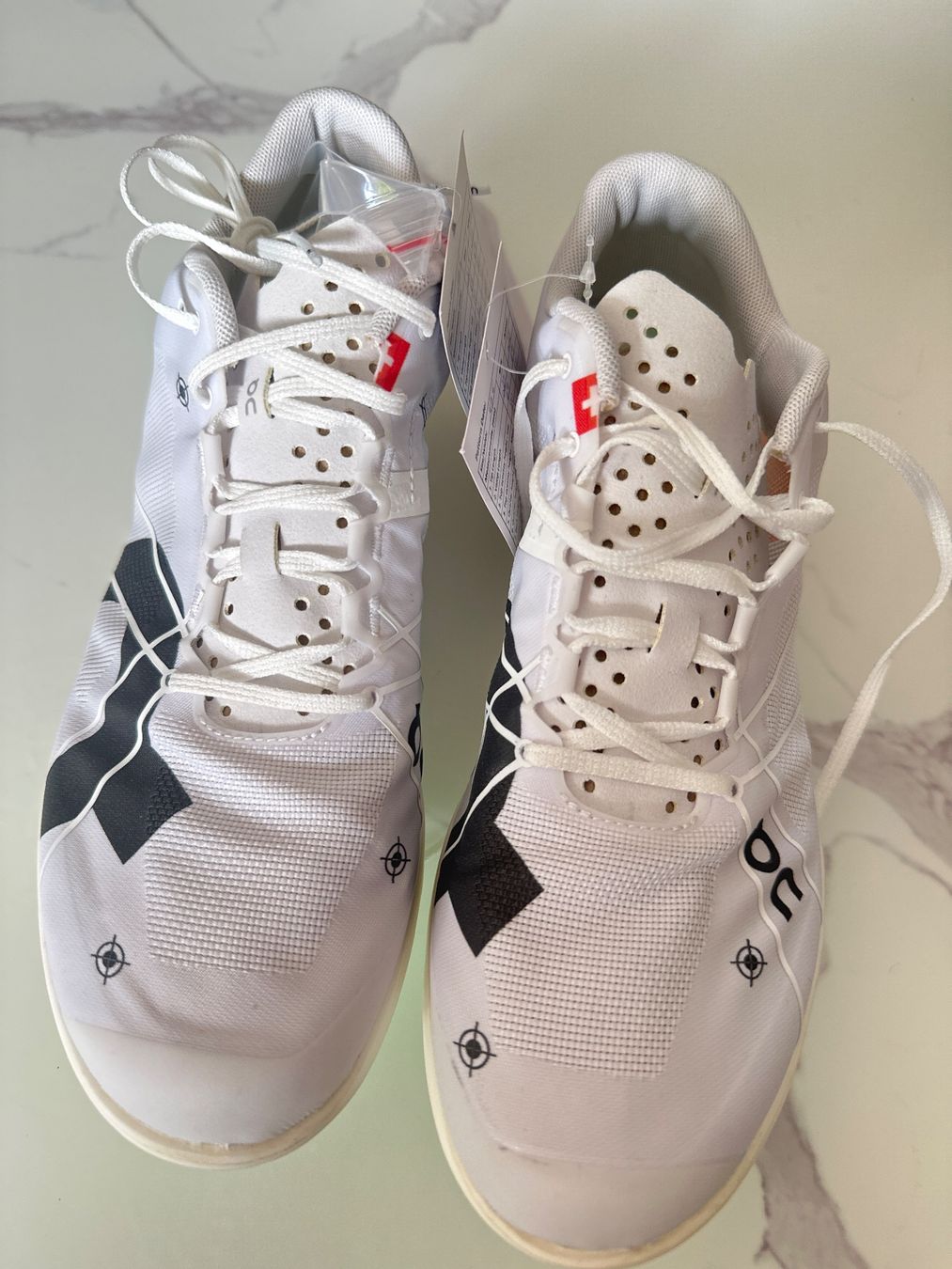 On Chaussures hommes: Rennschuhe – Neuf avec emballage d'origine à Bonstetten par off_w6v7