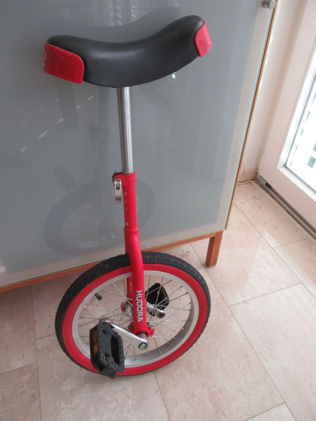 Biciclette: Knallrotes Einrad 16" Hudora – Usato da Binningen venduto da tempipassati