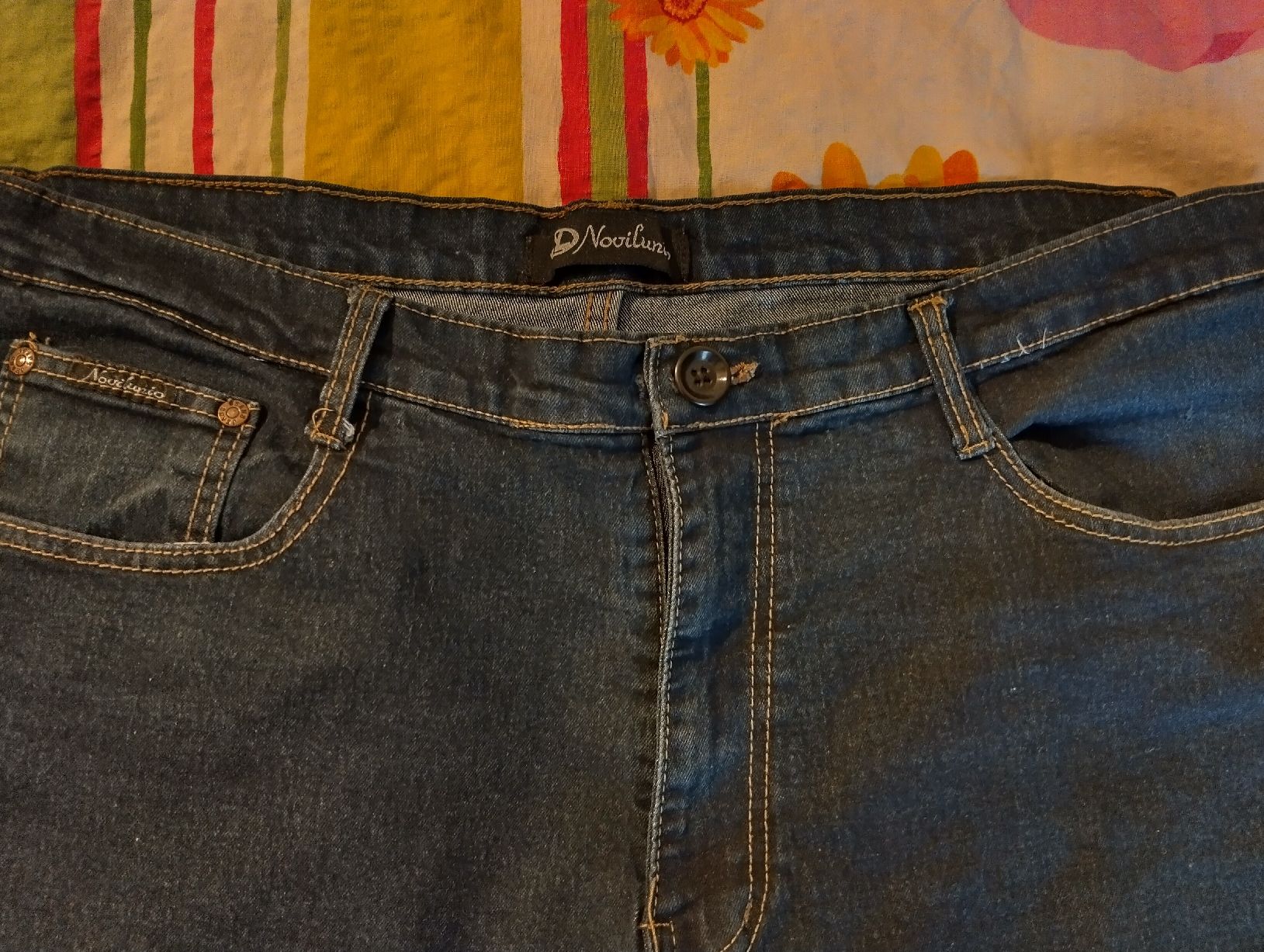 Jeans: Jeans homme neuf – Nuovo e nell'imballaggio originale da Pompaples venduto da vab_s52h 1