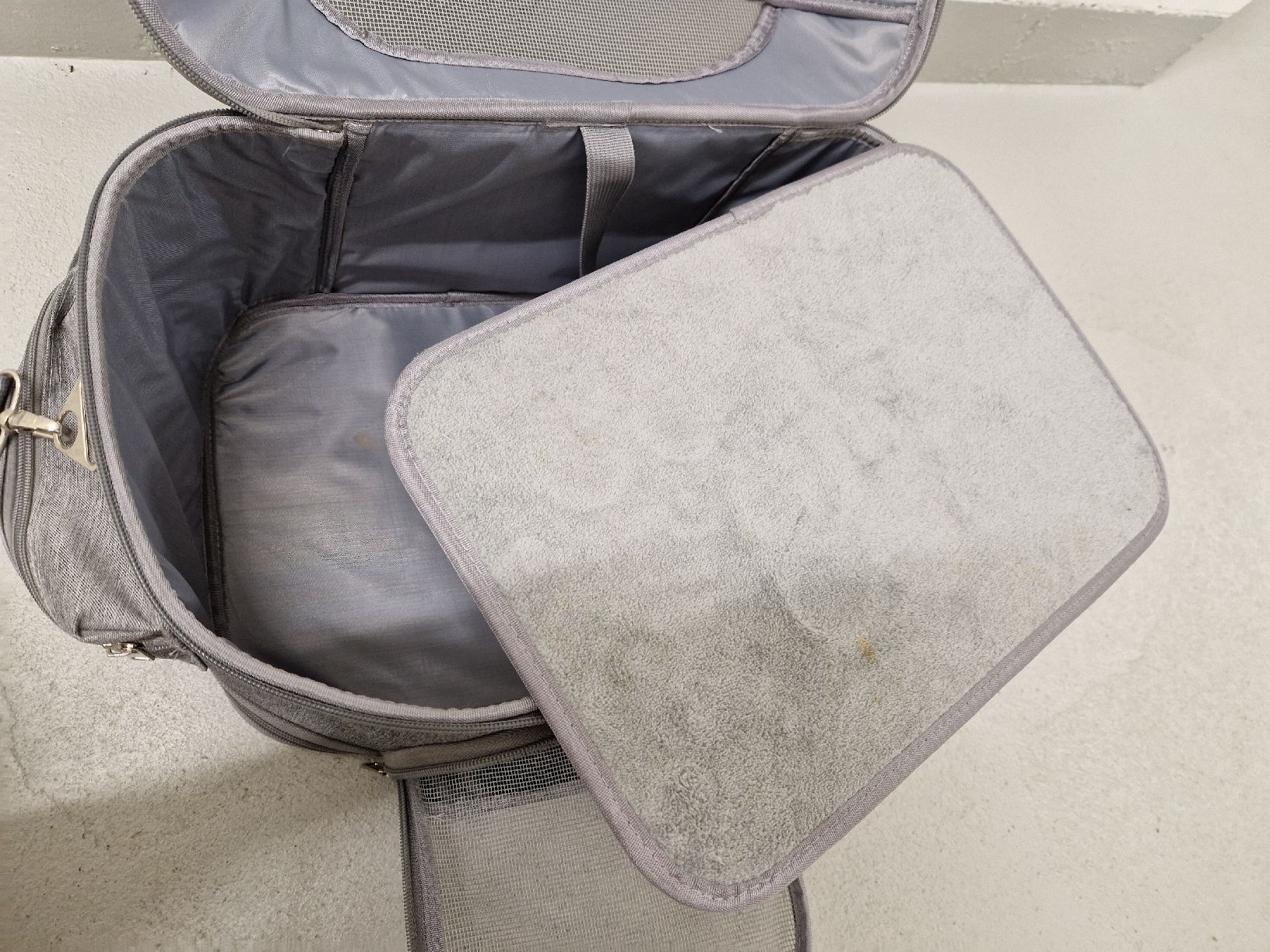 Sacs: Haustierbox – Neuf (Voir description) à Zell ZH par rah_q6gm 4