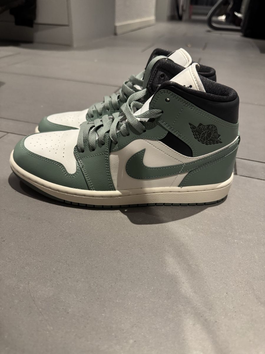 Nike Herrenschuhe: Nike Air Jordan – Neu (gemäss Beschreibung) aus Henggart von 00Silverstar00