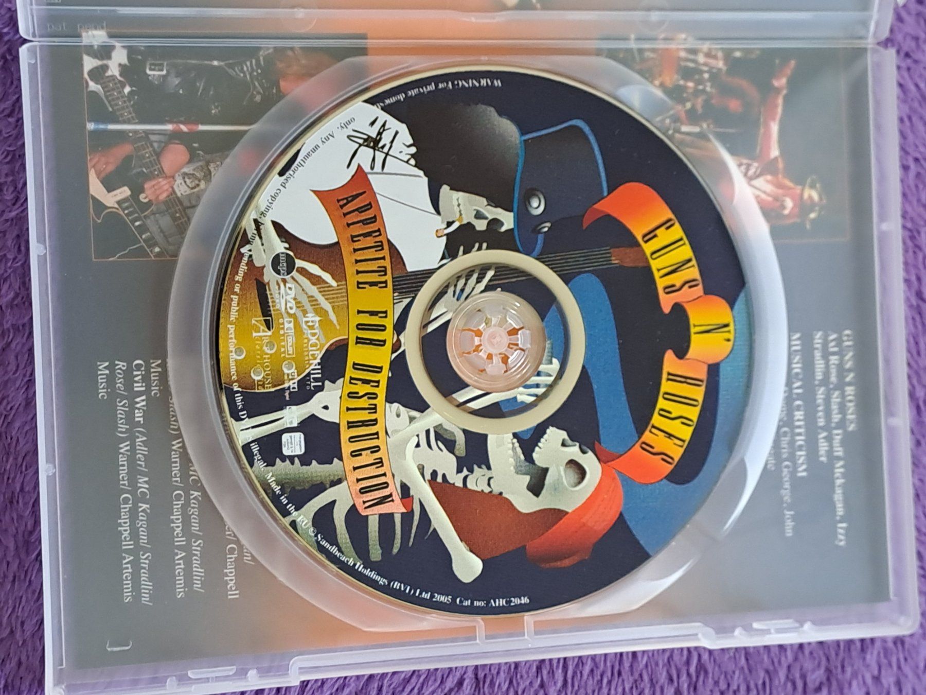 Tutti i DVDs: Guns N Roses DVD – Nuovo (secondo la descrizione) da Bitsch venduto da jajo79076 4