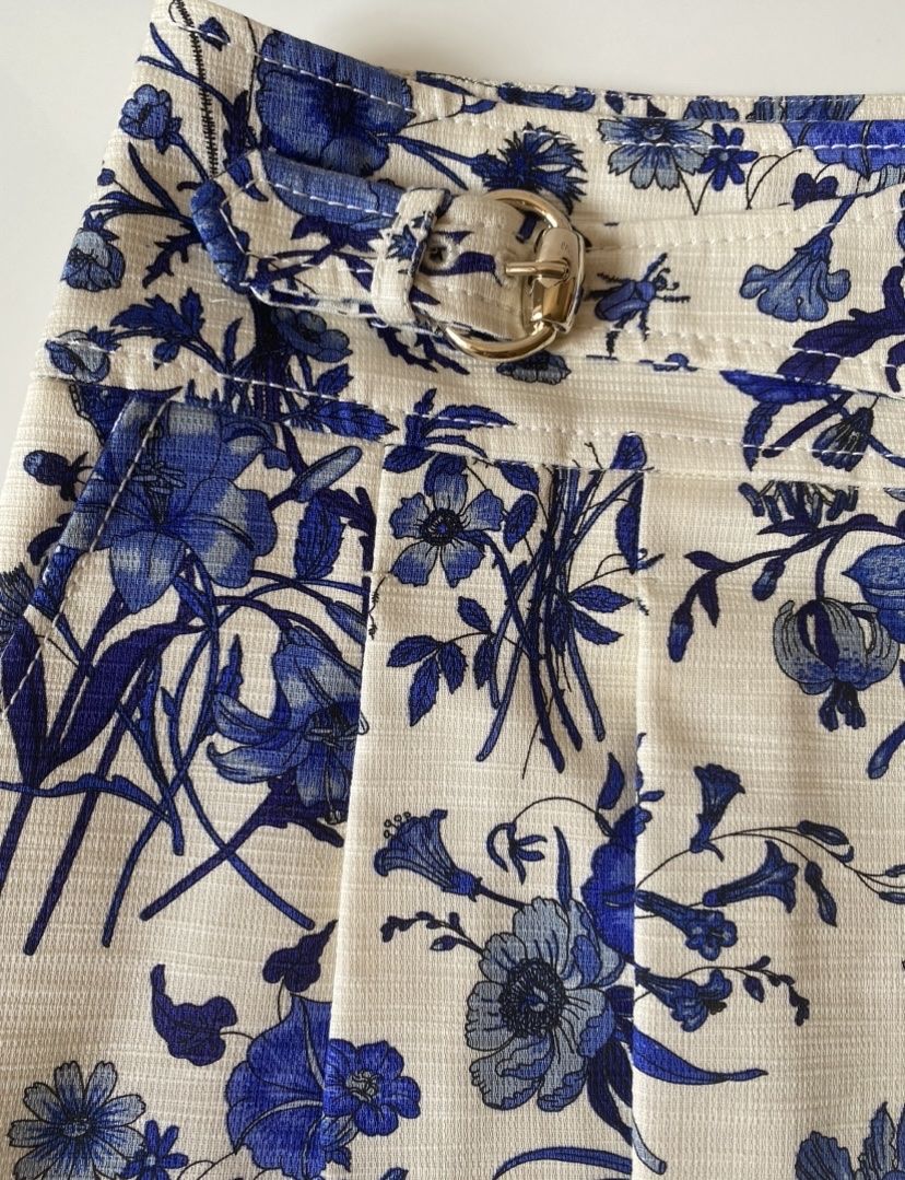 Gucci Gonne: Minigonna Gucci flora tg.42 It. – Nuovo e nell'imballaggio originale da Mendrisio venduto da SGR85