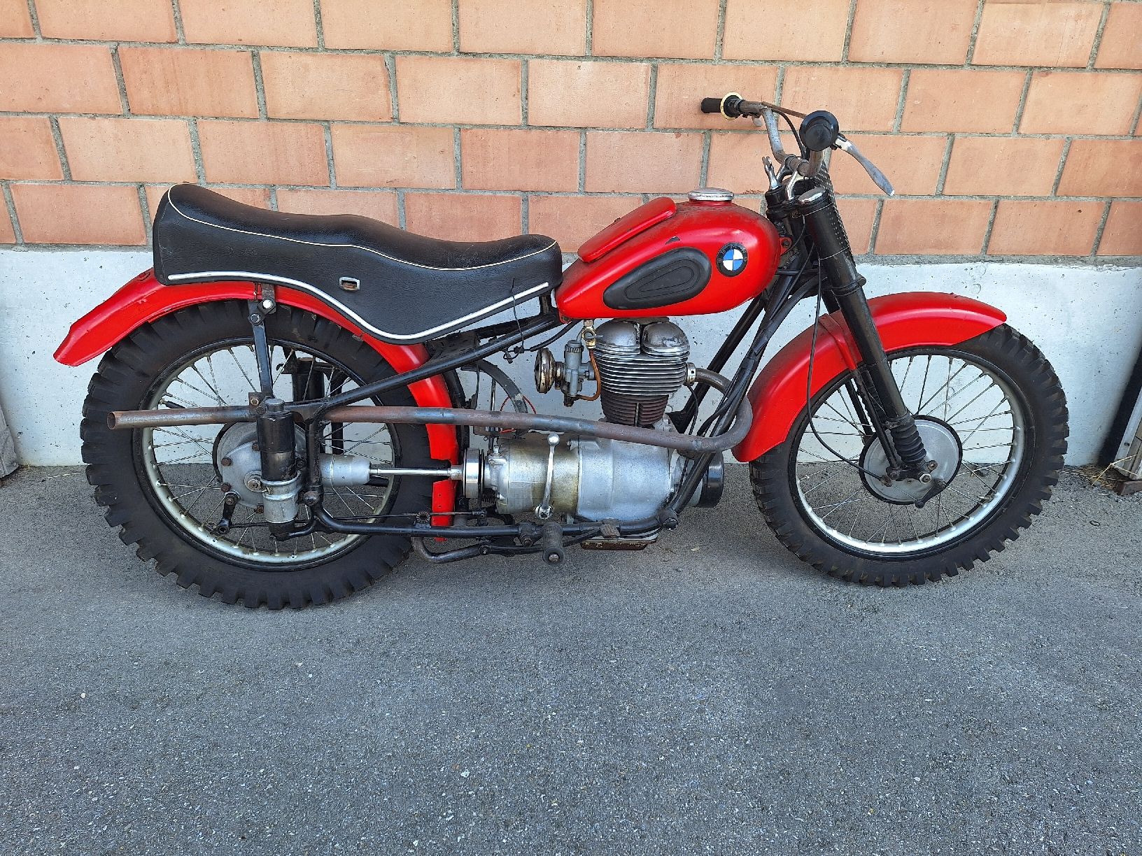 BMW Strada: BMW R 25 Jg.1950 Oldtimer – Usato da Willisau venduto da standard39
