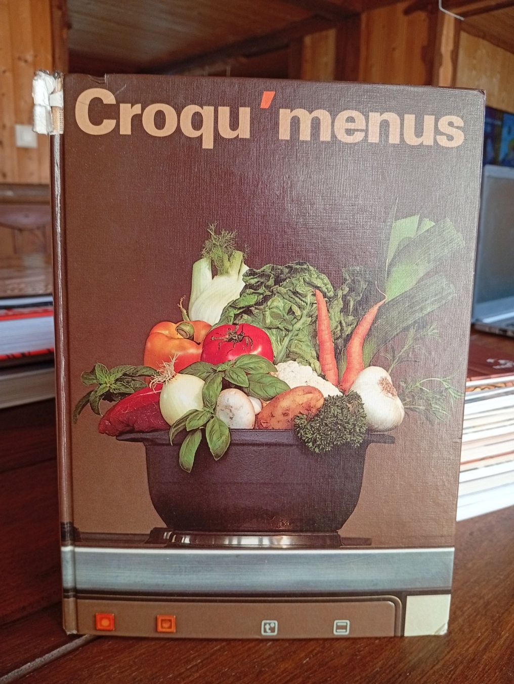 Libri: Croqu'menus – Usato da Perrefitte venduto da 36B
