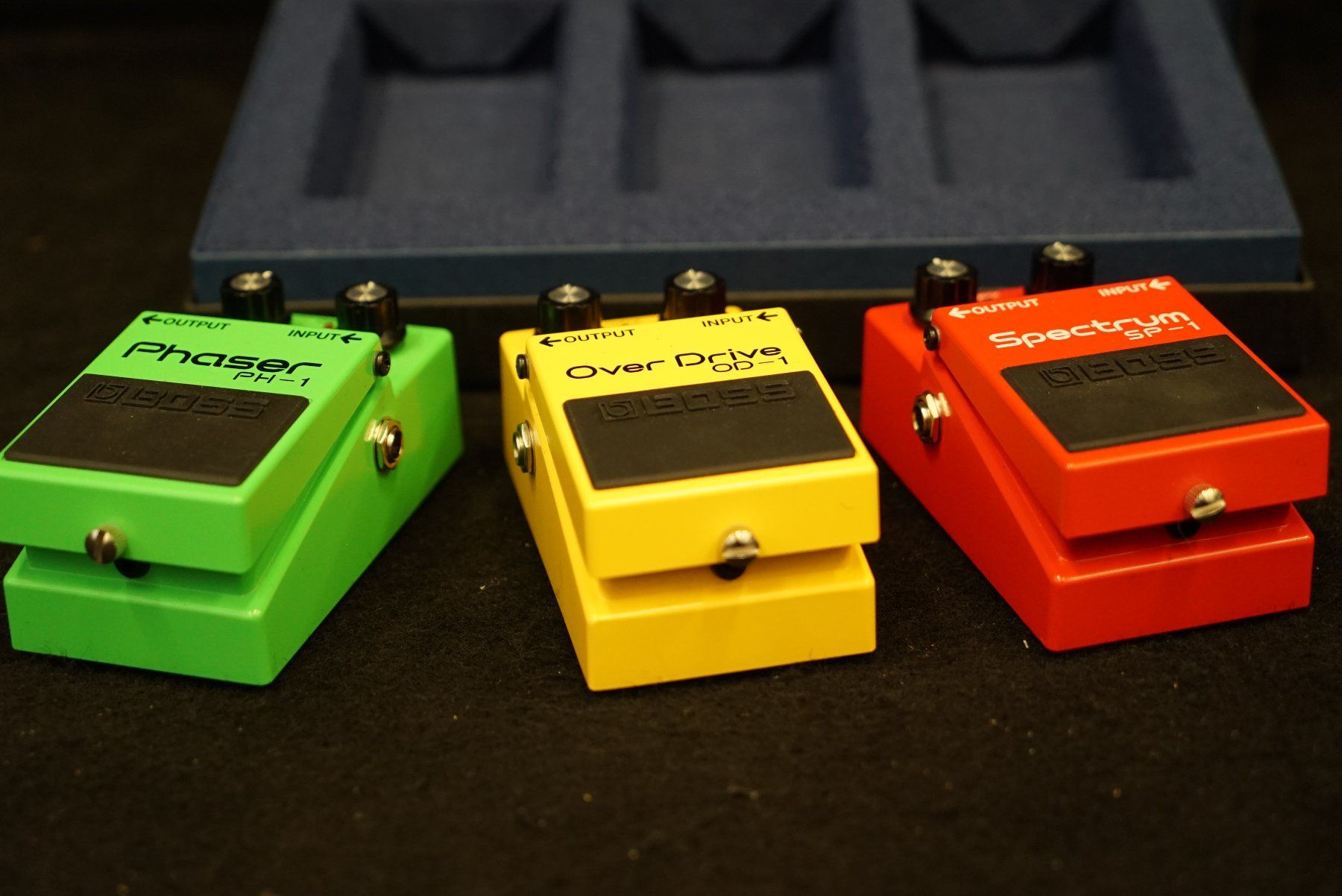 Boss Musikinstrumente: Boss 40th Anniversary Box Set – Gebraucht aus Ortschwaben von Musictrade 4