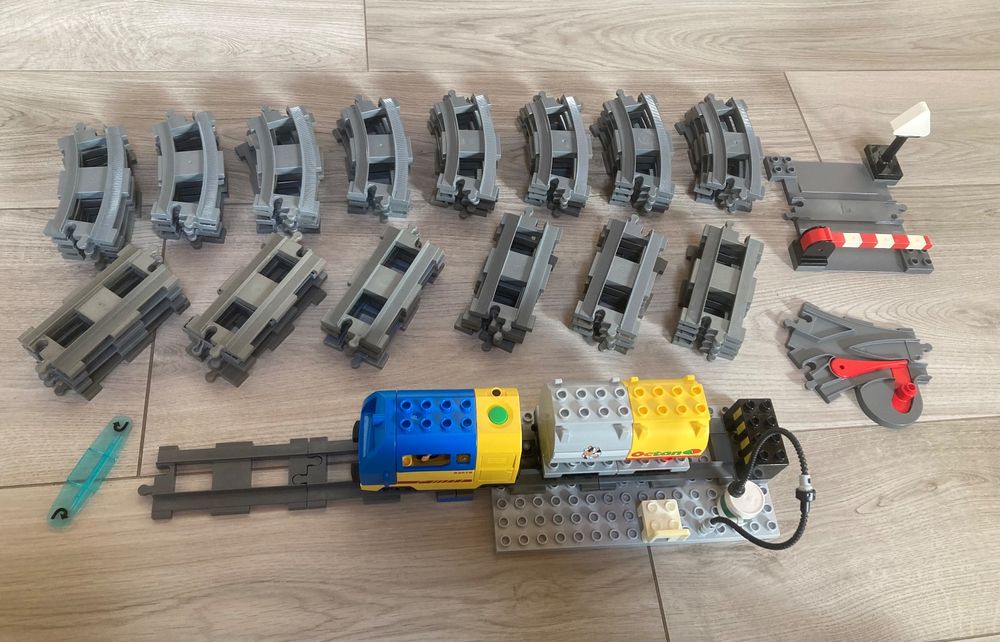 Duplo elektrischer Zug mit vielen Schienen | Kaufen auf Ricardo
