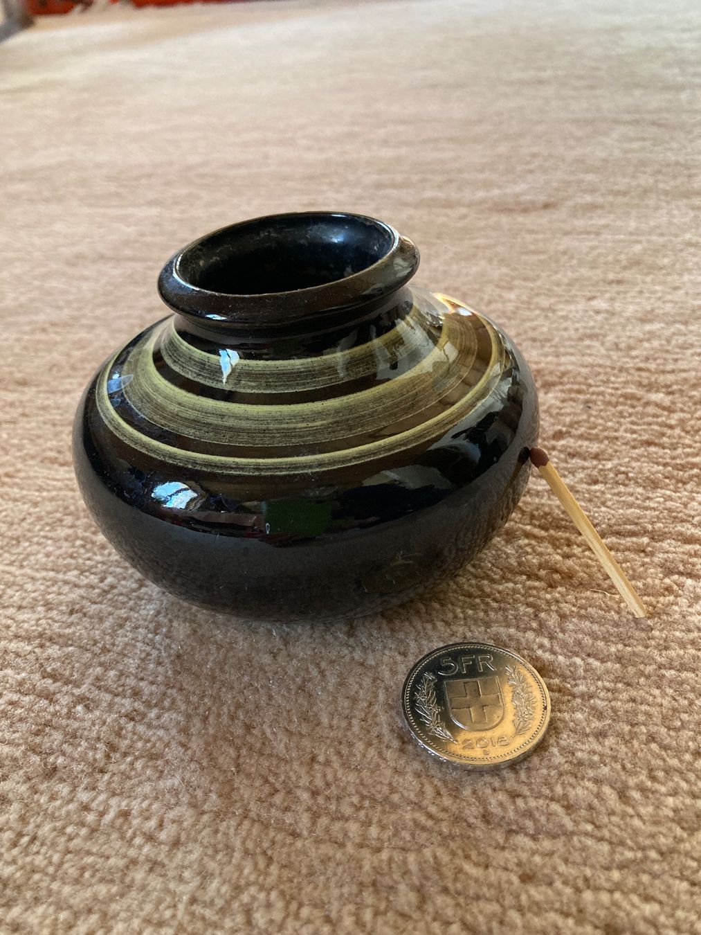 Vasi & Recipienti: Hübsche kleine Keramik Vase – Usato da Thun venduto da kirue09 1