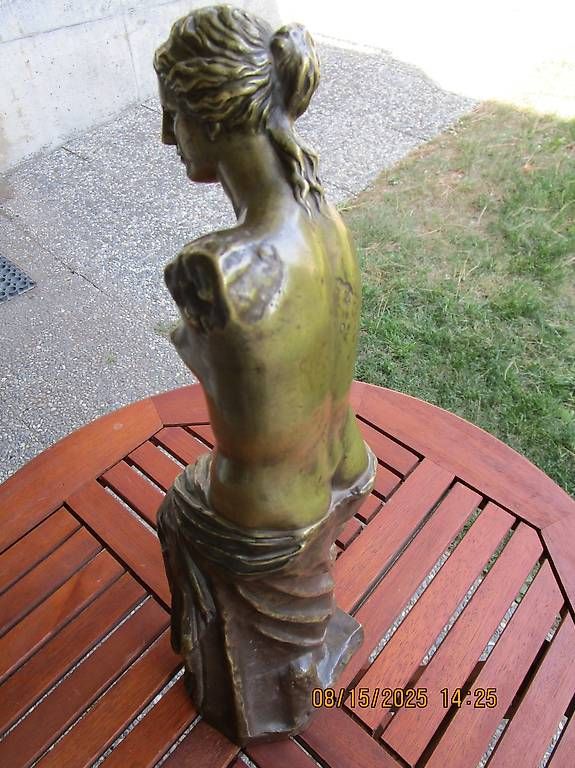 Sculture & Statue: statue en bronze de 40cm ( venus de milo) – Usato da Clarens venduto da krampou 1