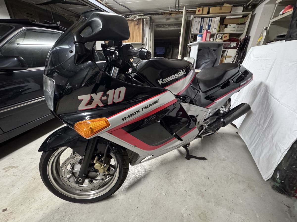 Kawasaki Altro: Motorrad KAWASAKI ZX 10 – Difettoso da Münchenstein venduto da mimi93