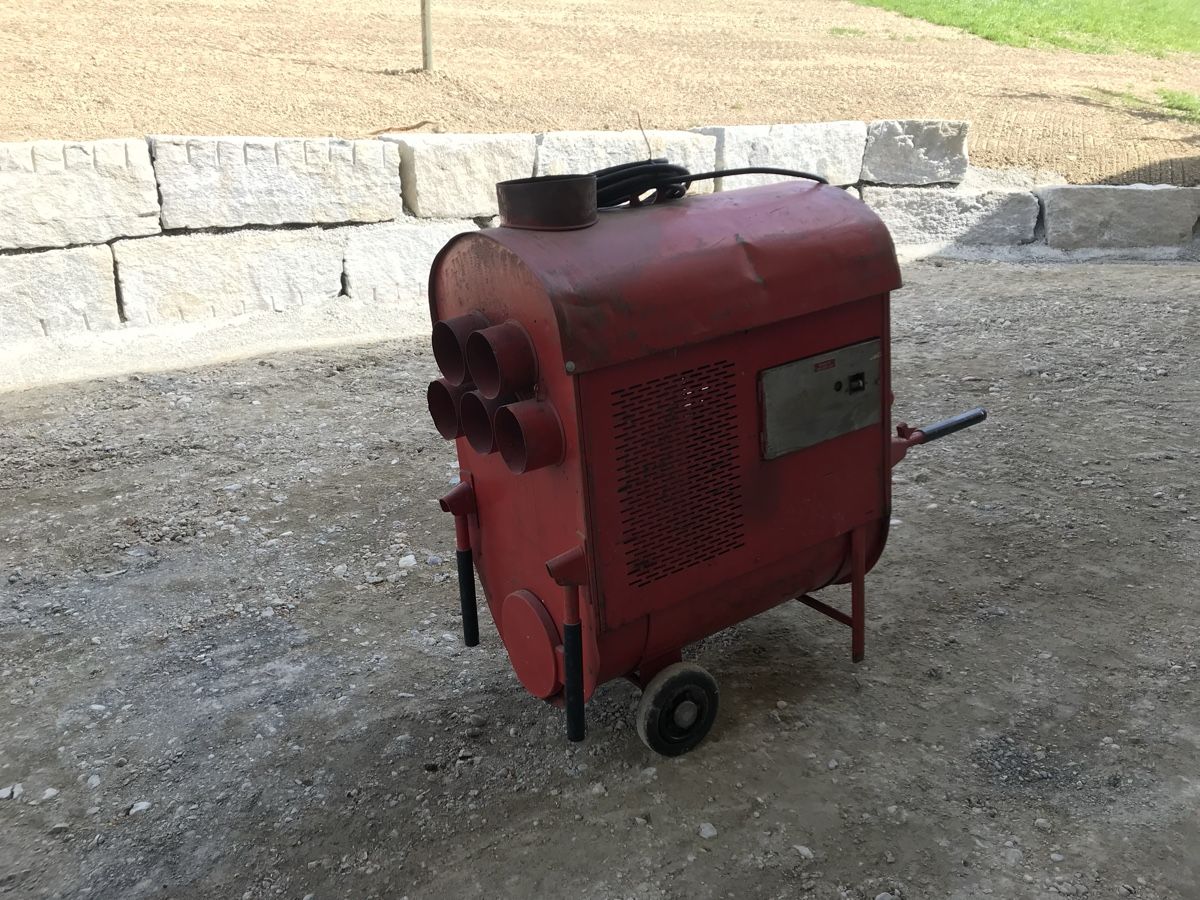 Radiateurs: Warmluftheizofen – D'occasion à Uffikon par Deutz6206 2