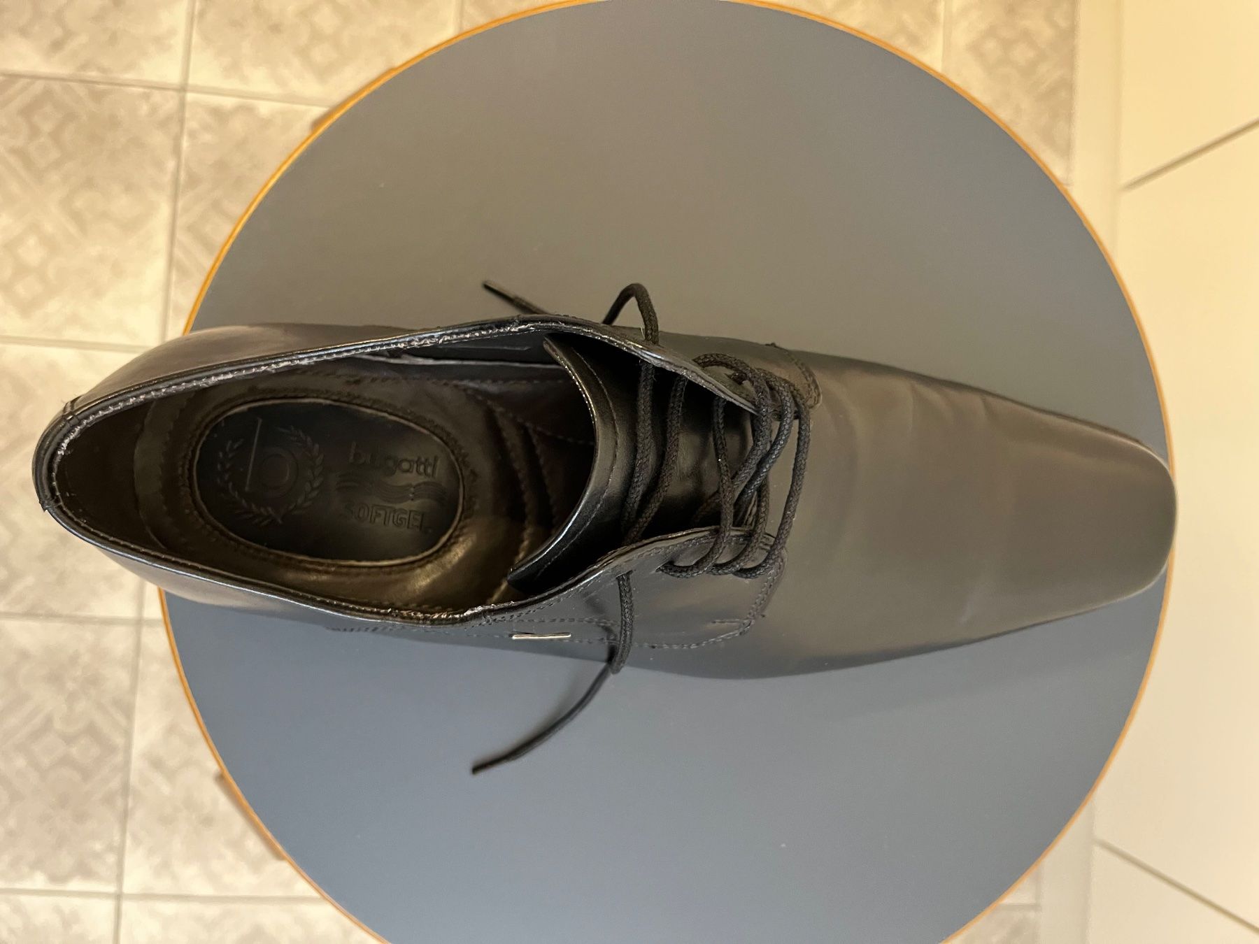 Bugatti Scarpe da uomo: Halbschuhe Bugatti, Grösse 45 schwarz – Usato da Zürich venduto da punto63 1