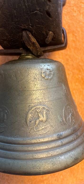 Campanacci mucche: Alte Glocke  – Usato da Zürich venduto da Michaellackas