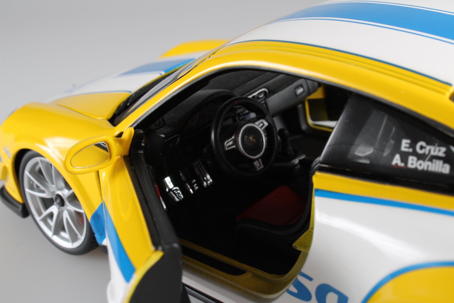 Bburago Modellini d'auto: Porsche 911 GT3 RS 4.0 997 – Usato da Gossau SG venduto da mifab 5