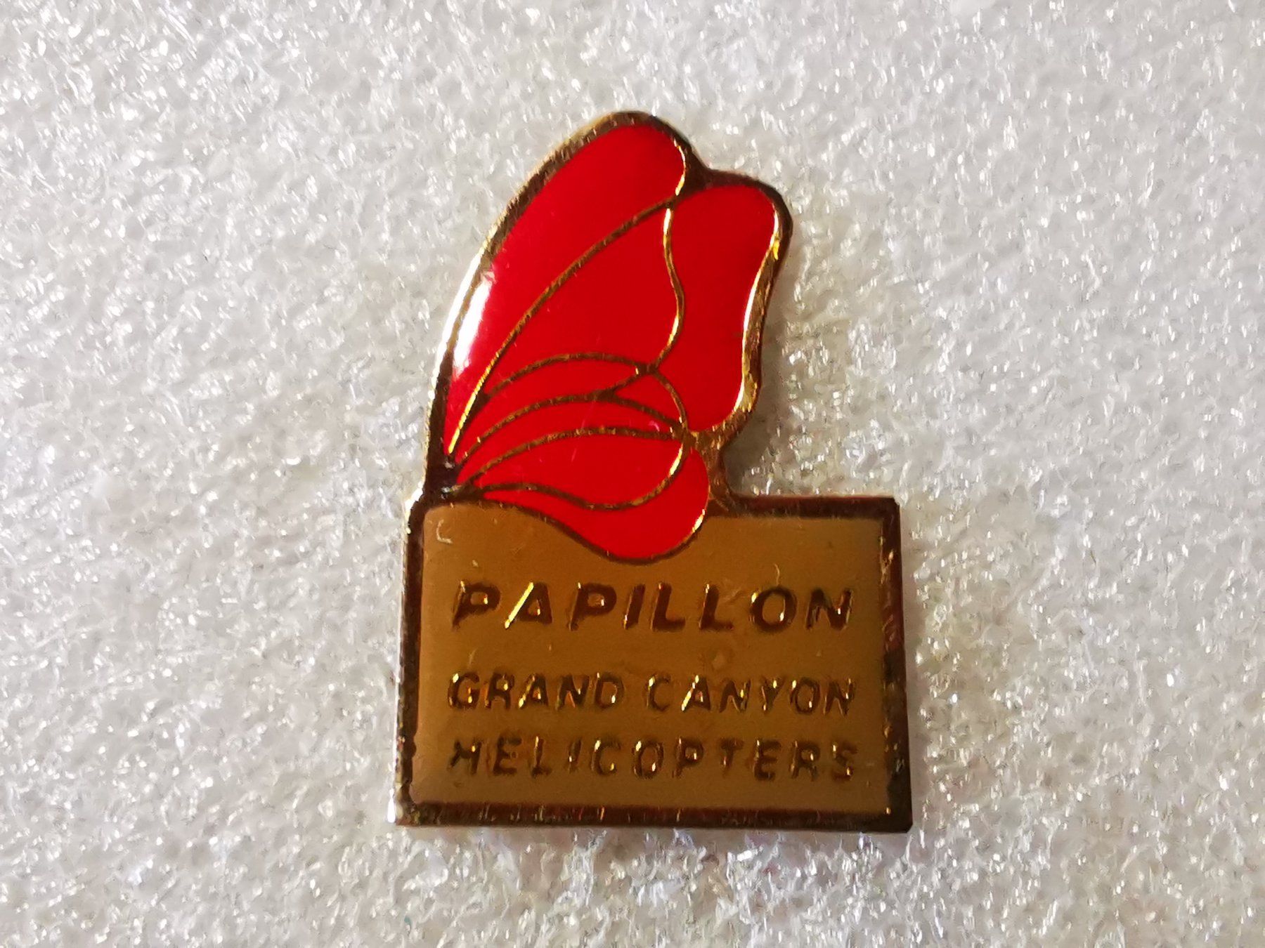 Placchette & Badge: Ansteckpin 157: Papillon – Usato da Oppligen venduto da Pin-Fall-Shop