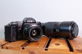 Minolta 7000 AF + 3 Objektive + Zubehör