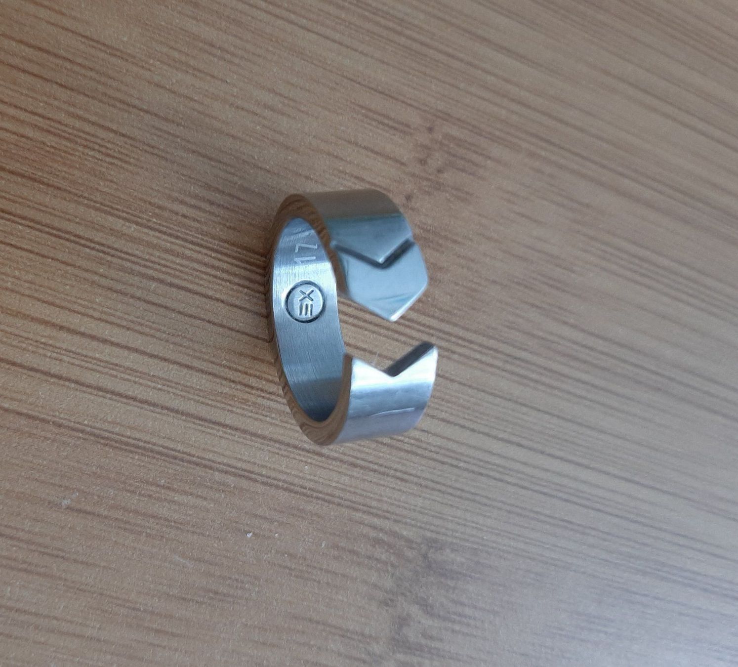 Energetix Ringe: Edelstahl-Ring  mit Neodym-Magnet 0,12 Tesla – Neu (gemäss Beschreibung) aus Hochdorf von Amazone0