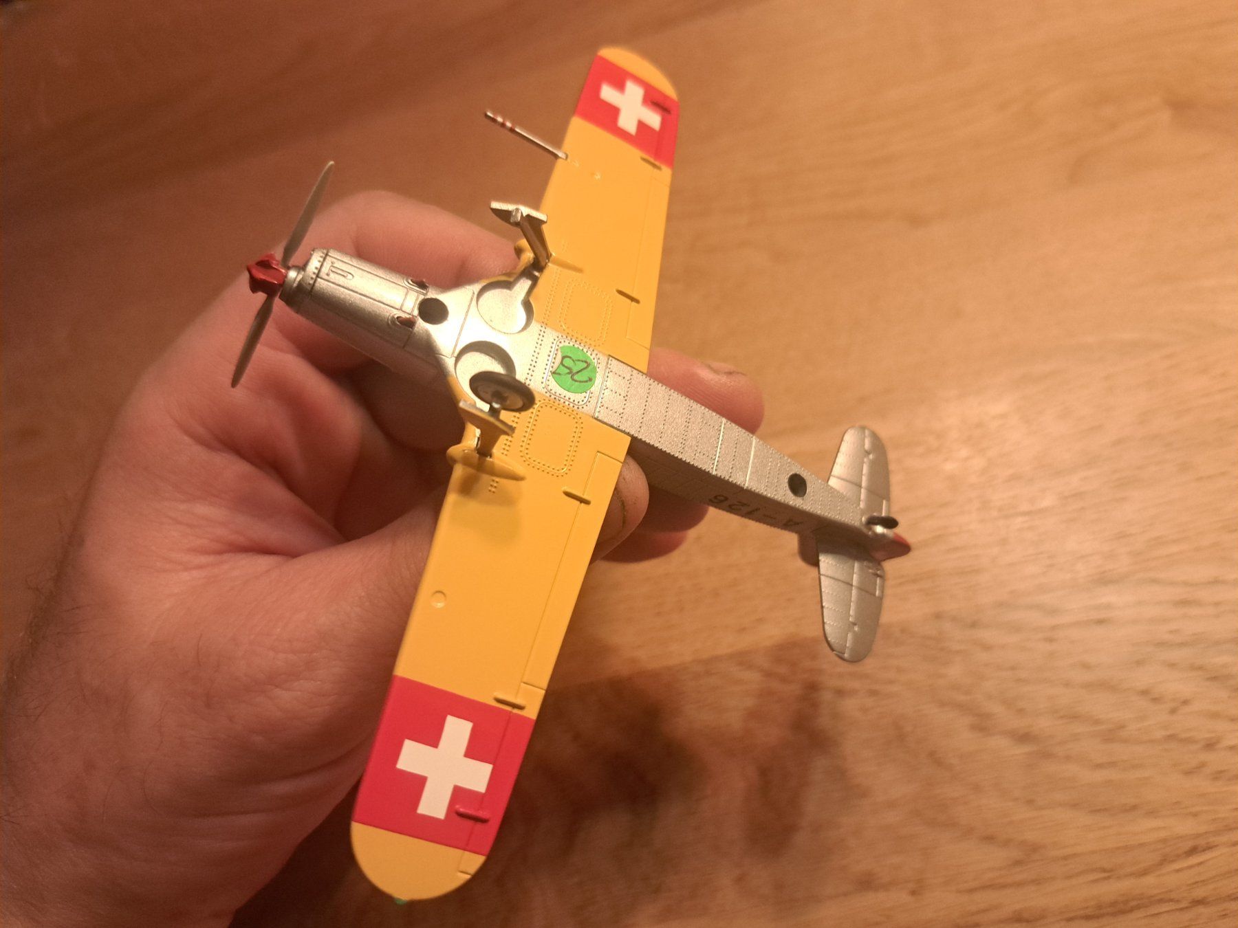 Kit di modellismo & Modellini statici: Flugzeug A-126 Modell ab 1.- – Usato da Emmenbrücke venduto da bikesandmore75 1