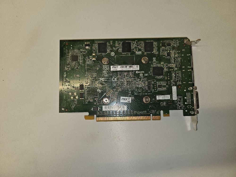 Nvidia Schede grafiche: NVIDIA Quadro 2000 – Usato da Zürich venduto da M-CityB 1