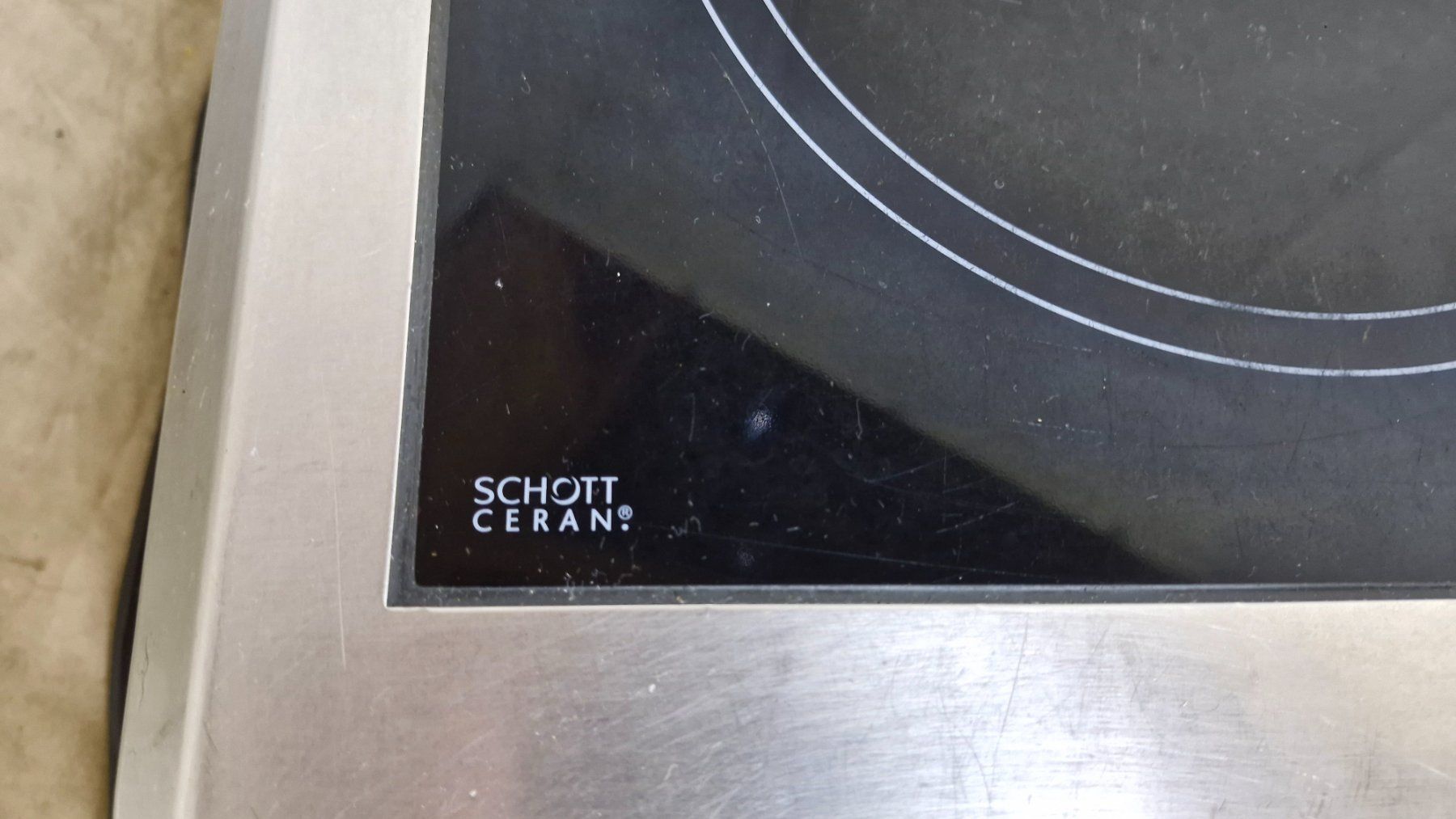 Cucine: Spring Induktionskochfeld 3,5 KW – Usato da Dorf venduto da Zur-Lingg 3