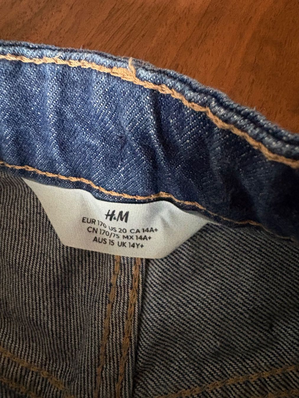H&M Pantaloni: Jeans_kurze Hose - Shorts Grösse 164 – Usato da Wetzikon ZH venduto da Youna01 2