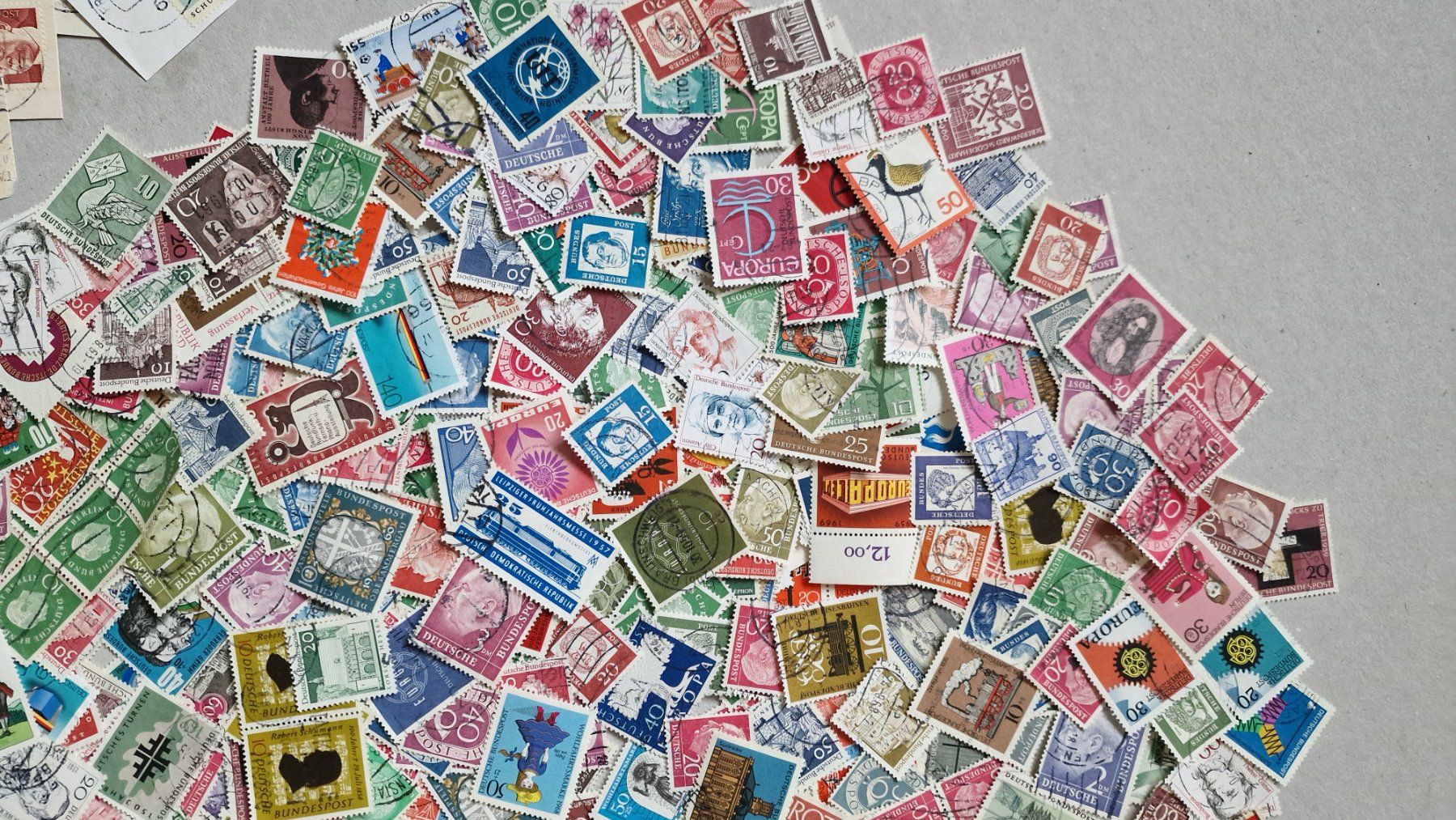 Tutti i francobolli: Grosses Lot Deutsche Bundespost – Usato da Winterthur venduto da labi012 3