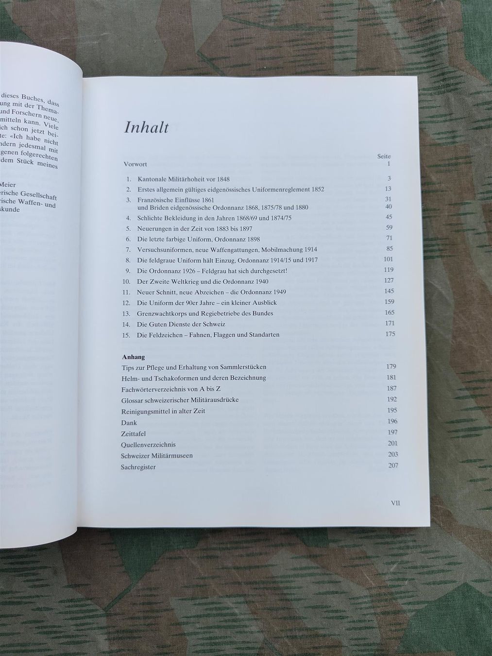 Schweizer Armee Uniformi: Buch Militäruniformen 1852 bis 1992 – Usato da Bauma venduto da SwissMilitaria 3
