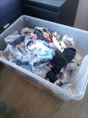 Grosses Paket Babykleider Grösse 68 Mädchen/Junge