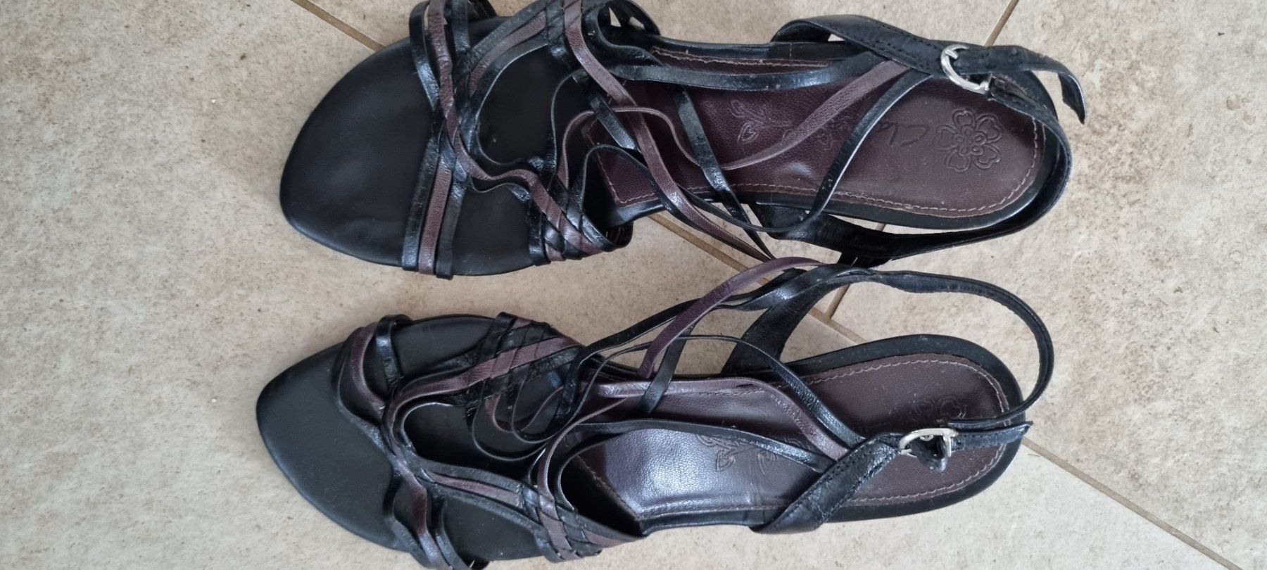 Clarks Chaussures femmes: Clarks Schuhe gr.39 – D'occasion à Grossdietwil par GNOM313