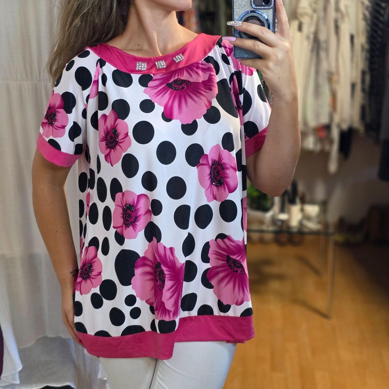 Blusen: Elegante Damenbluse Blumen Punkte Plus Size 50/52 Chic – Gebraucht aus Wald ZH von CapLux 2