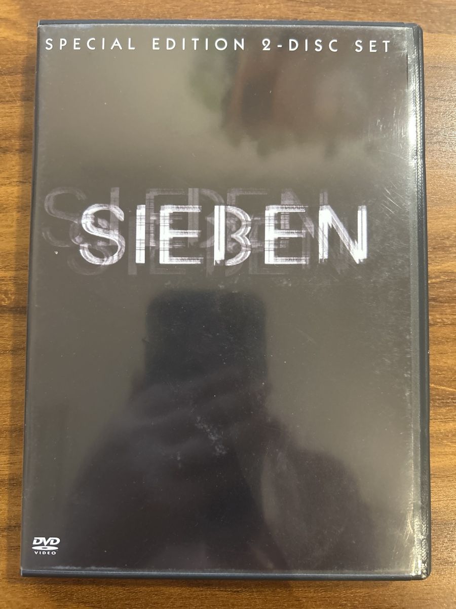 Tutti i DVDs: Sieben - Special Edition 2-Disc Set DVD - Top Zustand! – Usato da Herisau venduto da Victoria-Classic
