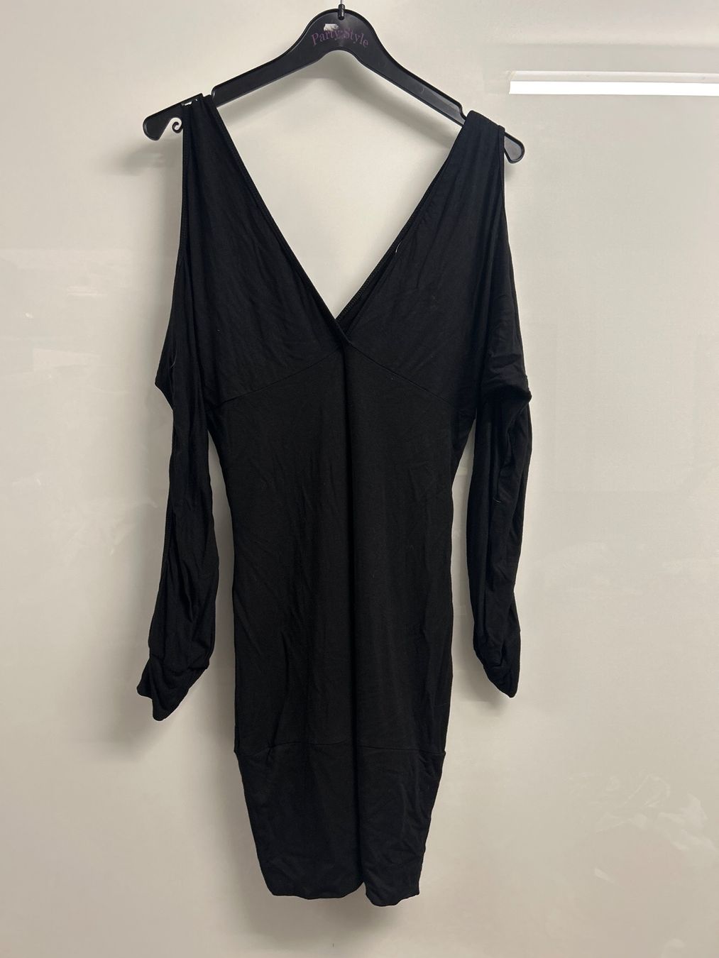 Kleider: Cocktailkleid großem Ausschnitt schwarz Gr M NEU – Neu und originalverpackt aus Regensdorf von Spyke55 1