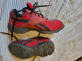 Reebook Laufschuhe (38) (NEUWERTIG)