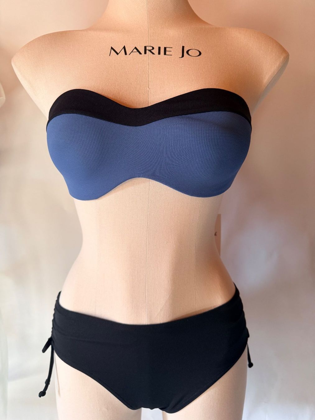 Triumph Costumi da bagno & Bikini: TRIUMPH, Bikini SUMMER GLOW, Grösse 38B/38, Farbe Blau – Nuovo e nell'imballaggio originale da Rudolfstetten venduto da gst_g7xl 1