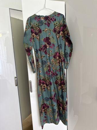 Maxikleid blau mit Blumenmuster langarm guter Zustand