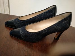 Magnifique escarpin noir de marque Elegance  tissu cuir 38