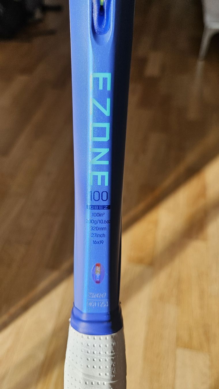 Yonex Racchette: YONEX EZONE 100 Griff 3 – Usato da Wabern venduto da Senkaa88 1
