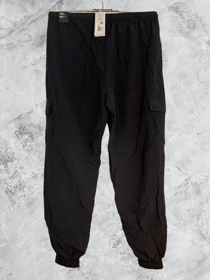 Adidas Pantaloni: "Adidas" training Taille L Neuf – Usato da Genève venduto da TradeCH 1