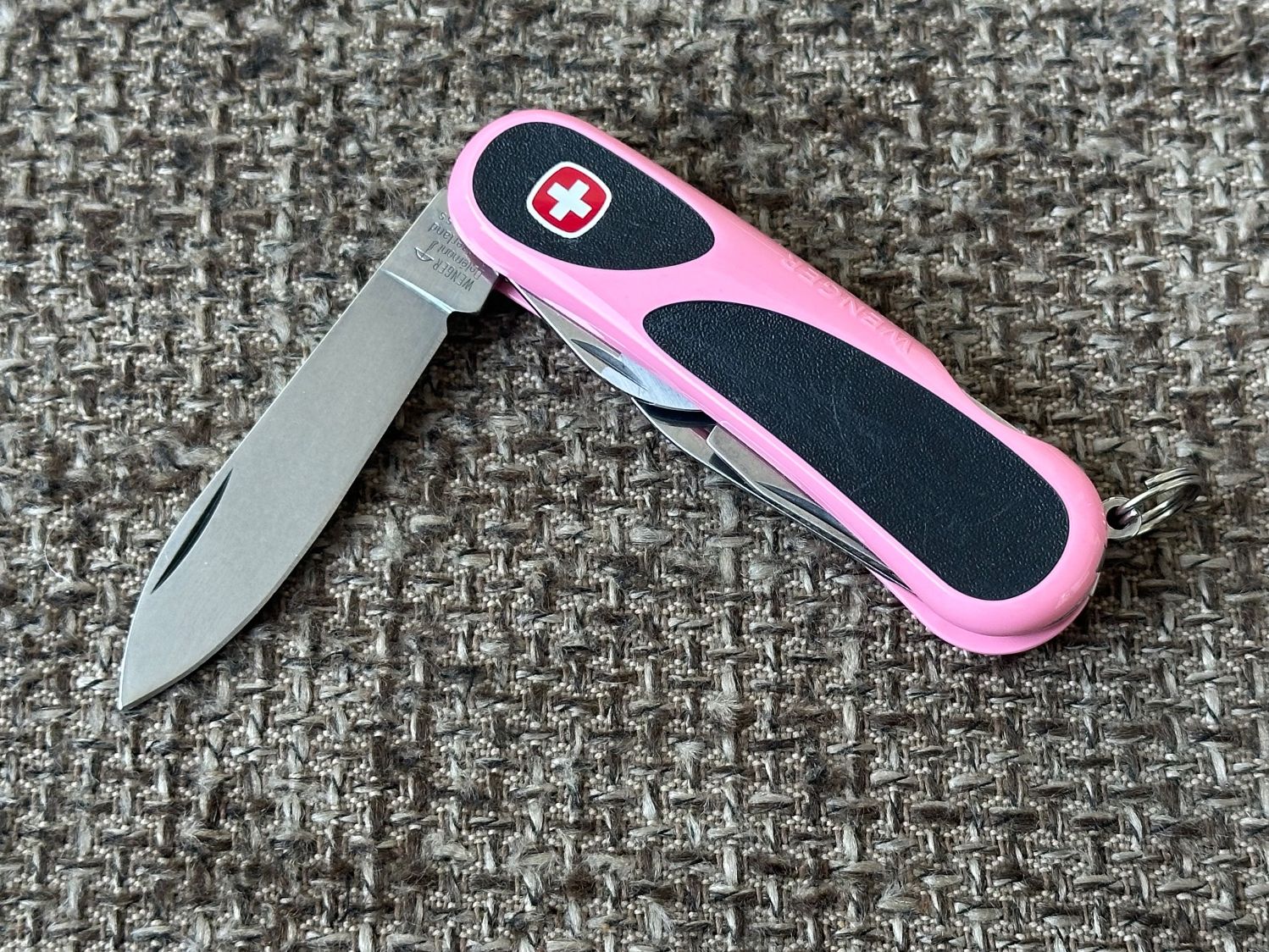Wenger Taschenmesser: Altes Sackmesser WENGER Rosa RAR – Neu (gemäss Beschreibung) aus Dübendorf von lan1808 3