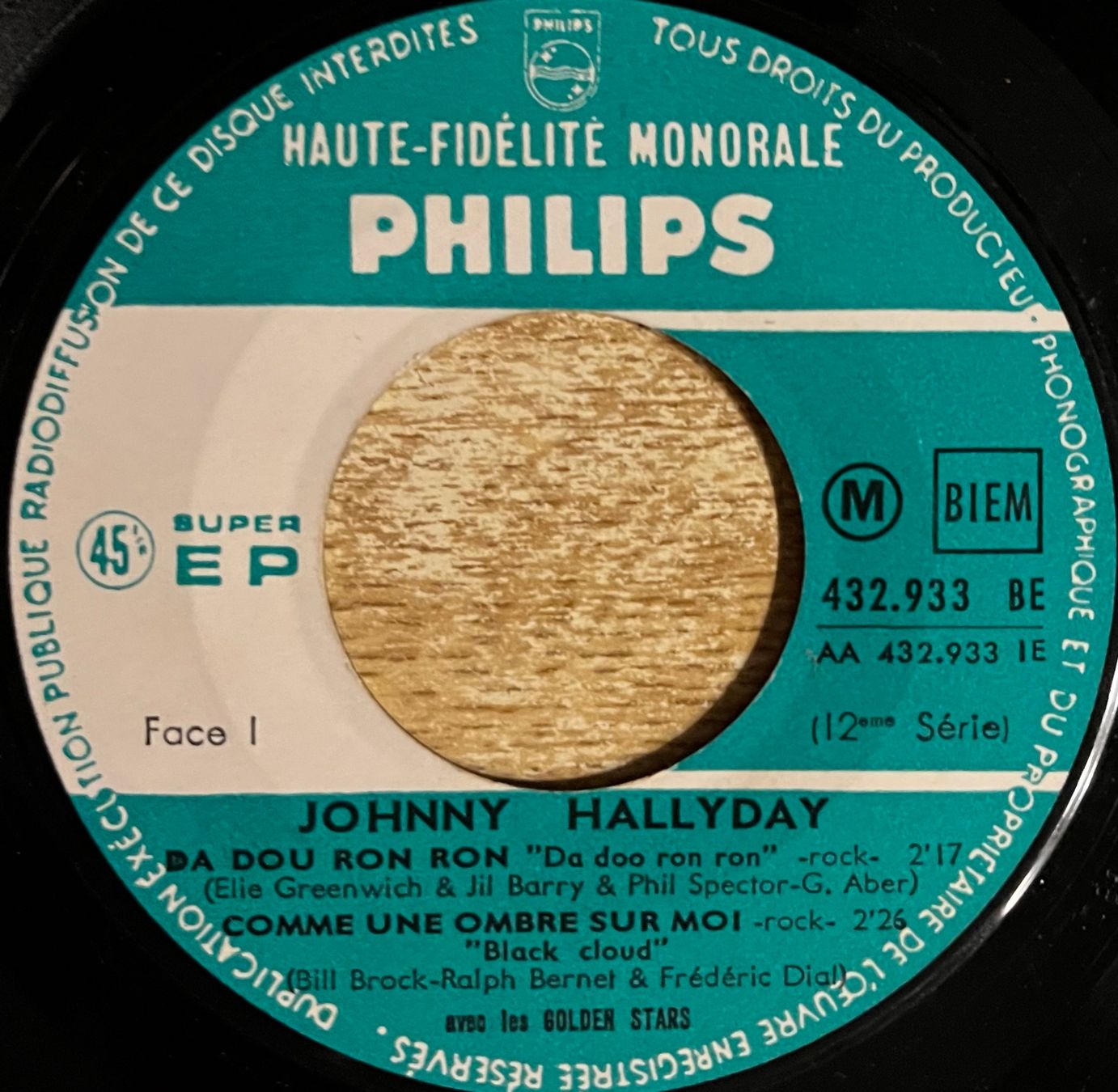 Vinyles: JOHNNY HALLYDAY- DA DOU RON RON – D'occasion à Bussigny par vinyl-pas-cher 2